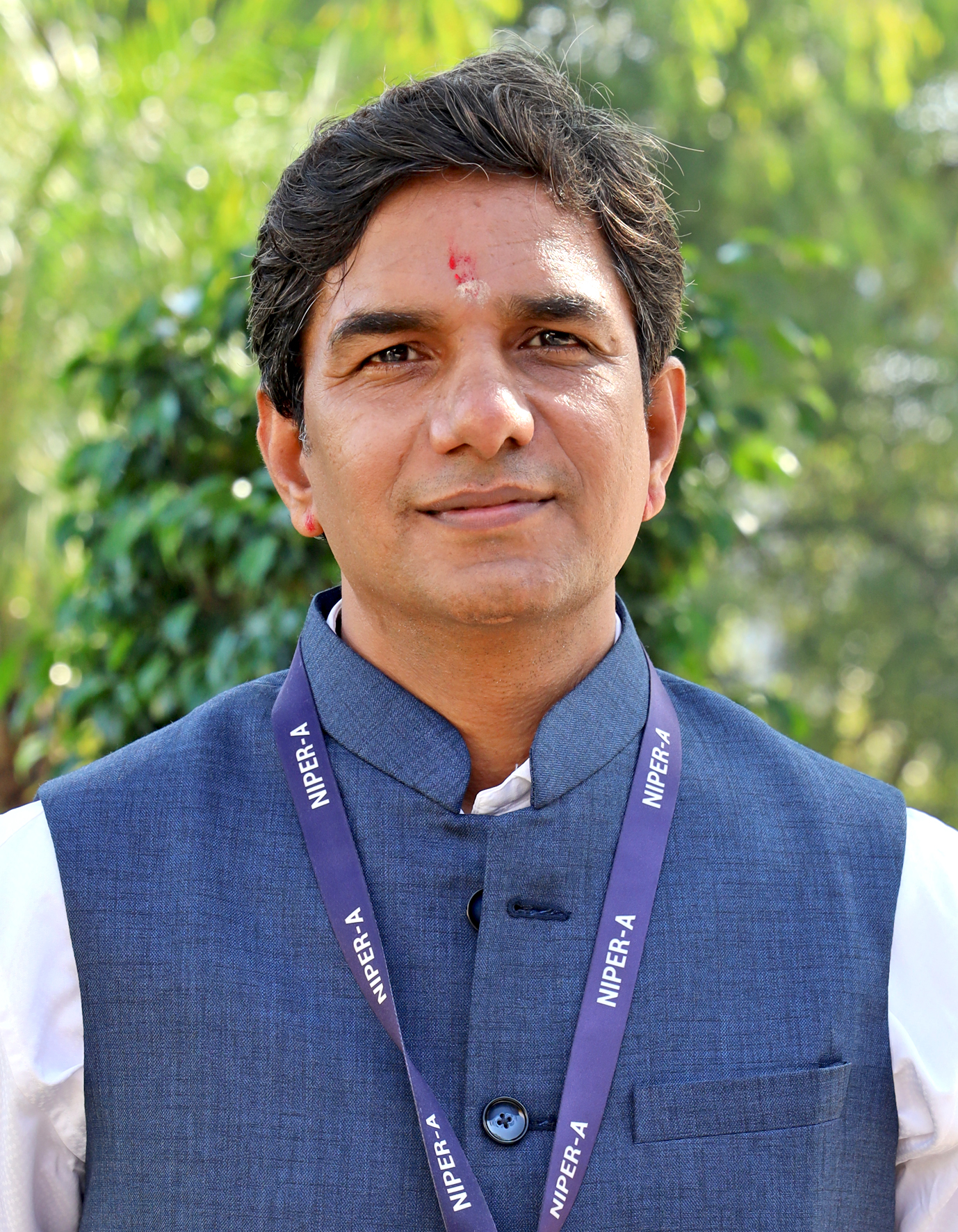 Dr. Rakesh Kumar Tekade